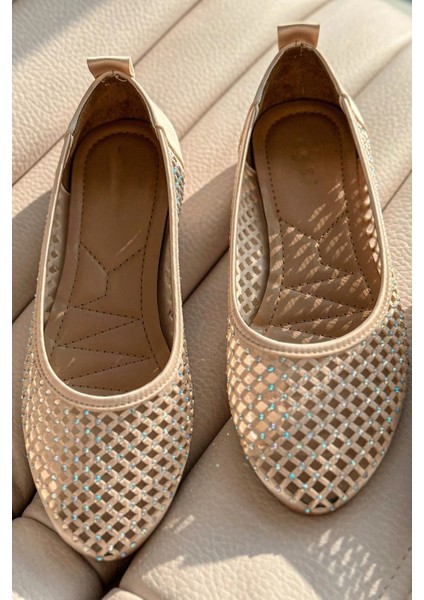 Ronetta Saten Taş Detaylı Babet Nude modelleri