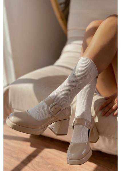 Lanis Rugan Toka Detaylı Platform Topuklu Ayakkabı Bej fiyatları