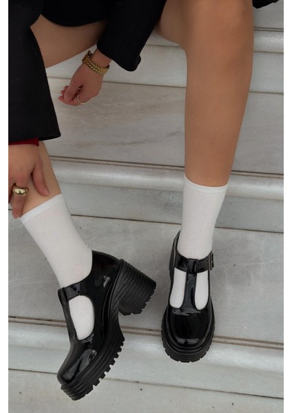 Rasari Rugan Kalın Taban Mary Jane Topuklu Ayakkabı Siyah fırsatları