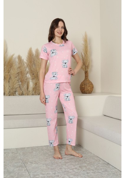 Pembe Kualalı Takım