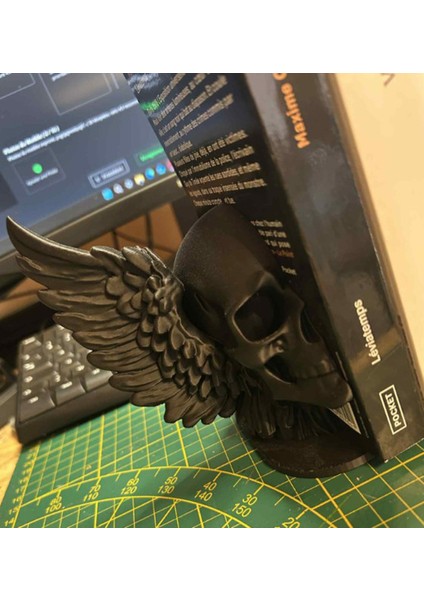 Kuru Kafa Kitap Tutucu