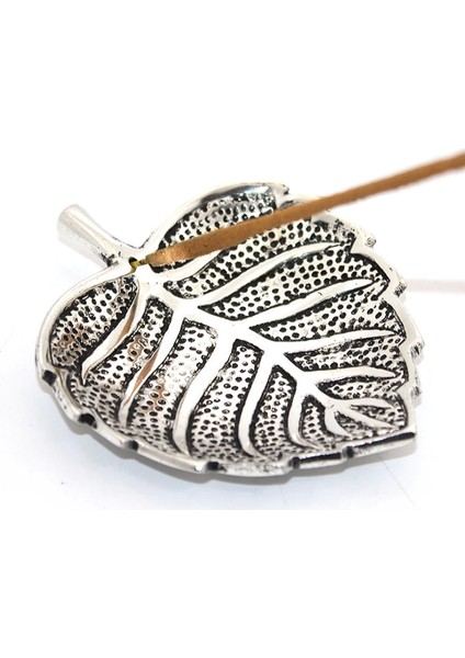 Metal Yaprak Tasarımlı Tütsülük Model 1