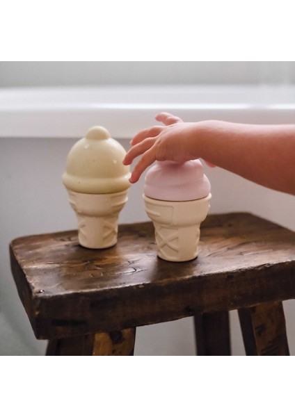 Dondurma Şekilli Çocuk Su Oyuncağı indirimleri