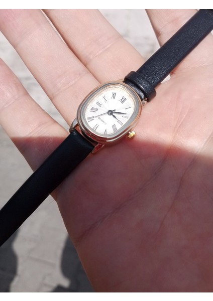 Retro Still Marka Model Vintage Oval Gold Kasa - Siyah Kordon Kadın Kol Saati 0014