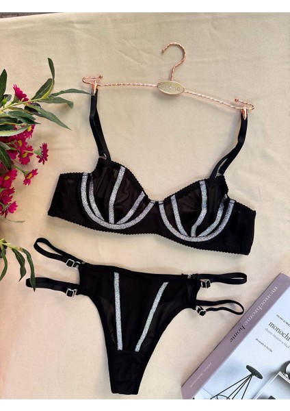 Lingerie Parlak Şerit Detaylı Sütyen & Tanga Takımı – 4 Renk indirimleri