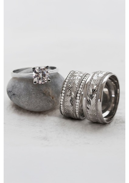 Ortası Desenli Rodyumlu Çift Gümüş Alyans (Tektaş Hediyeli)