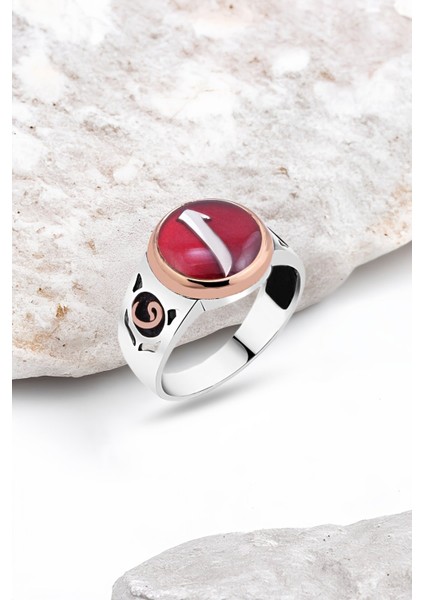 Kırmızı Mineli Elif Yazılı Gümüş Erkek Yüzük