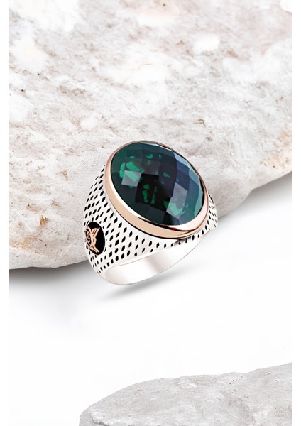 Gümüş Yeşil Faset Taşlı Nokta Kasalı Erkek Yüzük
