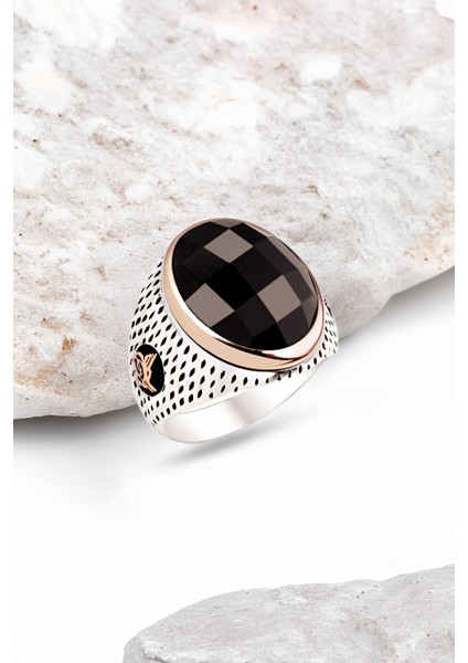 Gümüş Siyah Faset Taşlı Nokta Kasalı Erkek Yüzük