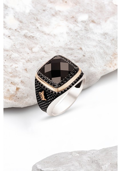 Gümüş Siyah Faset Taşlı Süslemeli Erkek Yüzük