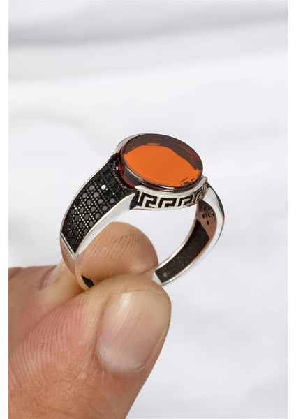 Kırmızı Akik Taşlı Gümüş Serçe Parmak Erkek Yüzük