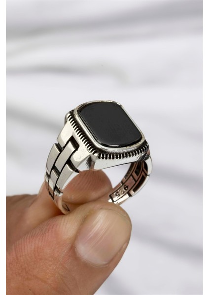 Oniks Taşlı Kordon Motifli Gümüş Serçe Parmak Erkek Yüzük