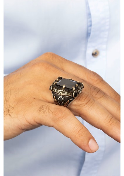 Dikdörtgen Siyah Taşlı Otantik Gümüş Erkek Yüzük modelleri