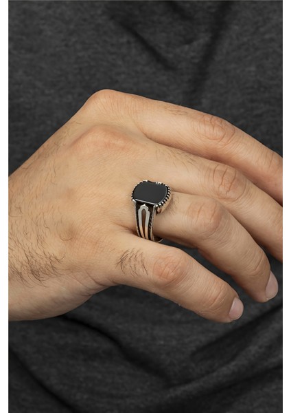 Motifli Siyah Oniks Taşlı Gümüş Erkek Yüzük fiyatları
