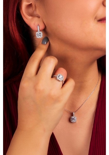 925 Ayar Gümüş Rodyumlu Zirkon Taşlı Kare Bayan Takı Seti fiyatları