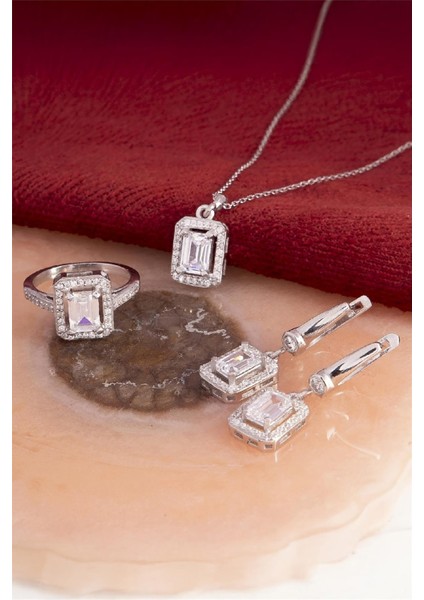 925 Ayar Gümüş Rodyumlu Baget Taşlı Bayan Takı Seti