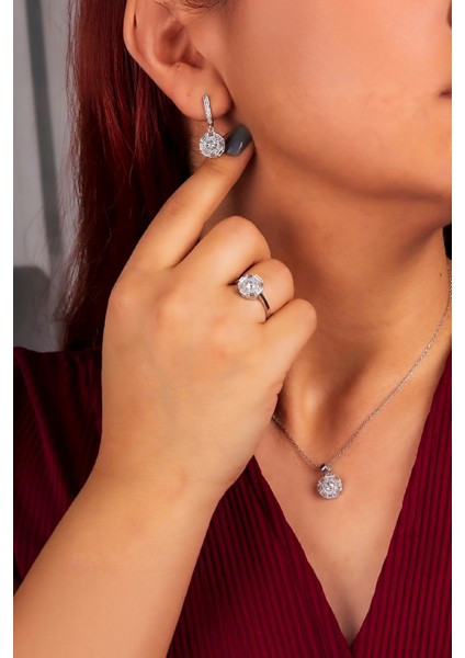 925 Ayar Gümüş Rodyumlu Baget Geçişli Zirkon Taşlı Bayan Takı Seti fiyatları
