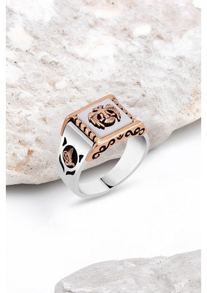 Beyaz Onix Taşlı Üzeri Selçuklu Kartalı Gümüş Erkek Yüzük