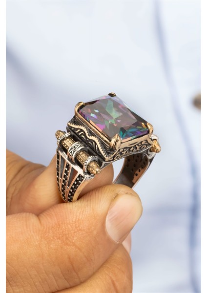 Mistik Topaz Taşlı Kafes Desenli Gümüş Erkek Yüzük