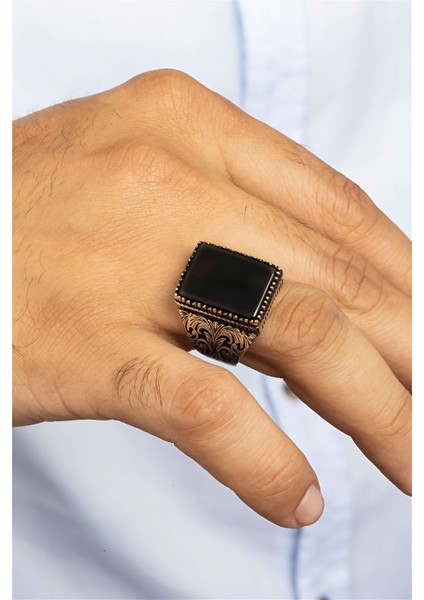 Kare Siyah Taşlı Otantik Gümüş Erkek Yüzük modelleri