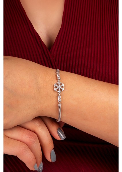 925 Ayar Gümüş Baget Taşlı Rodyumlu Kar Tanesi Küp Zincir Bayan Bileklik fiyatları