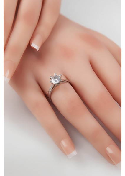 925 Ayar Gümüş Rodyumlu Tektaş Bayan Yüzük fiyatları