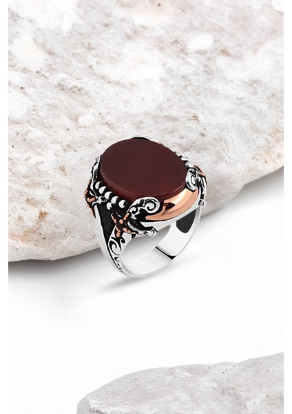 Düz Akik Taşlı Kenarı Kılıçlı Gümüş Erkek Yüzük