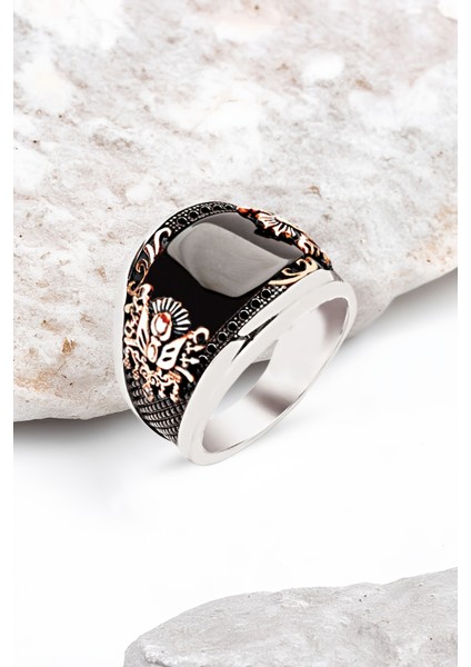 ​​​Gümüş Özel Kesim Onix Osmanlı Armalı Erkek Yüzük