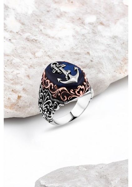 Sentetik Kehribar Üzeri Çapalı Gümüş Erkek Yüzük