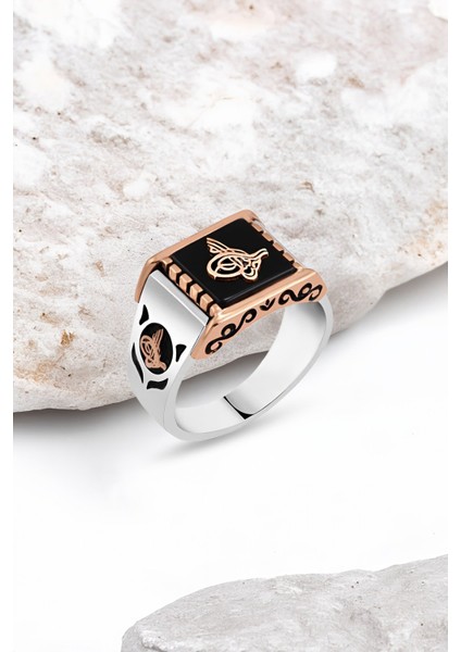 Onix Taşlı Üzeri Tuğralı Gümüş Erkek Yüzük