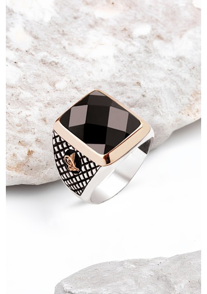 Gümüş Fasetli Siyah Zirkon Taşlı Osmanlı Tuğralı Erkek Yüzük