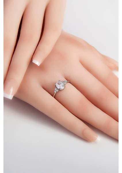 Triple Side Oval Zirkon Taşlı 925 Ayar Gümüş Bayan Yüzük fiyatları