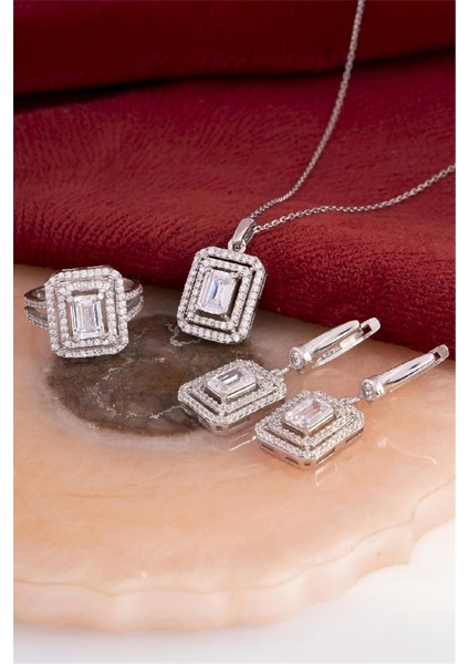 925 Ayar Gümüş Rodyumlu Full Beyaz Zirkon Taşlı Baget Bayan Takı Seti