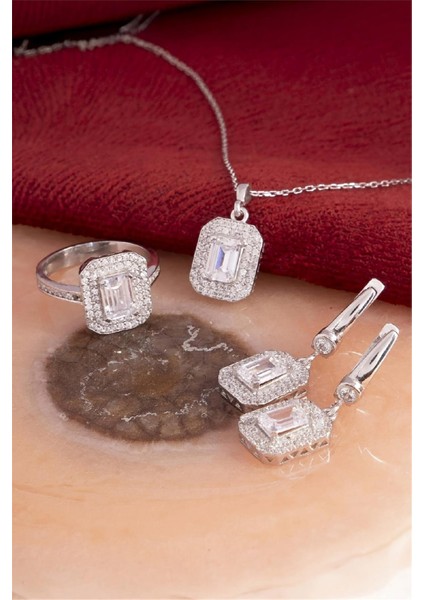 925 Ayar Gümüş Rodyumlu Sekizgen Baget Bayan Takı Seti