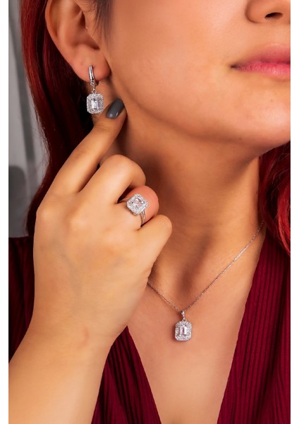 925 Ayar Gümüş Rodyumlu Sekizgen Baget Bayan Takı Seti fiyatları