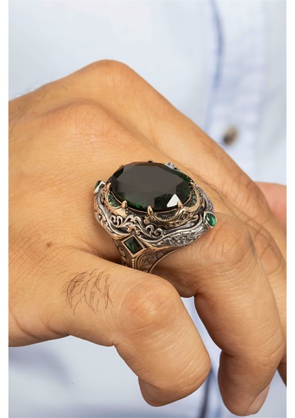 Özel Koleksiyon Yeşil Taşlı Kalem İşlemeli Gümüş Erkek Yüzük fiyatları