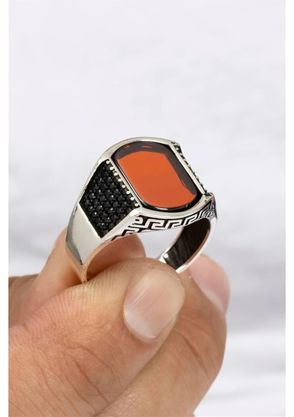 Kırmızı Akik Ve Zirkon Taşlı Gümüş Erkek Yüzük