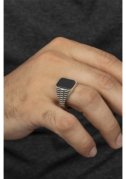 Kordon Desenli Oniks Taşlı Gümüş Erkek Yüzük fiyatları