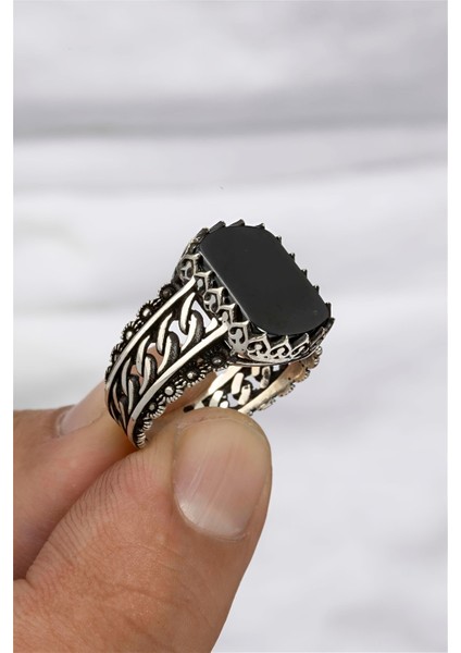 Oniks Taşlı Taç Süslemeli Gümüş Serçe Parmak Erkek Yüzük