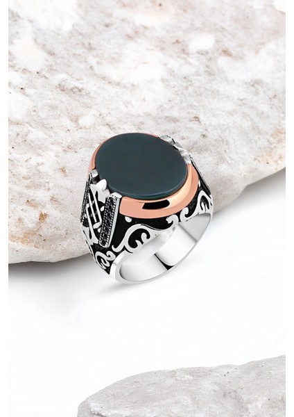 Düz Yeşil Akik Taş Kenarı Minik Siyah Zirkon Taşlı Gümüş Erkek Yüzük