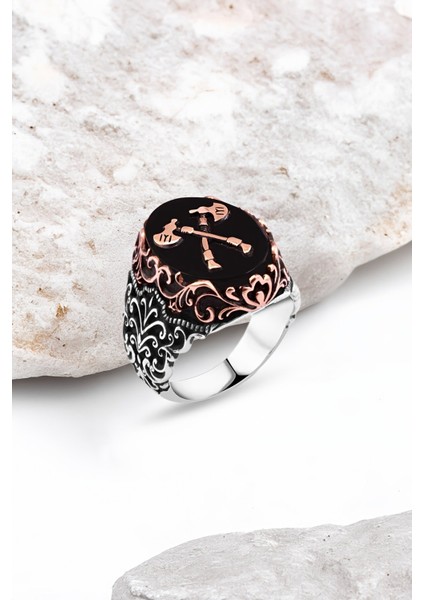 Onix Taş Üzeri Çift Baltalı Gümüş Erkek Yüzük