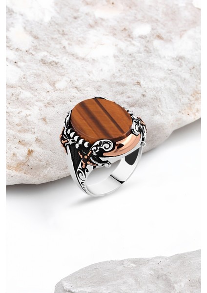 Düz Kaplan Gözü Taşlı Kenarları Kılıçlı Gümüş Erkek Yüzük