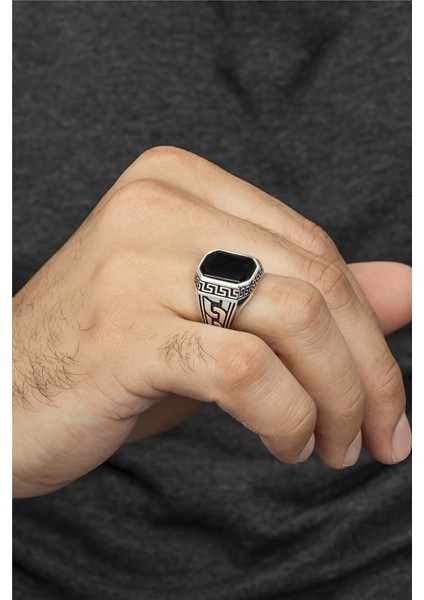 Siyah Oniks Taşlı Zincir Motifli Gümüş Erkek Yüzük fiyatları