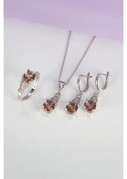 925 Ayar Gümüş Zultanit Taşlı Rodyumlu Bayan Takı Seti