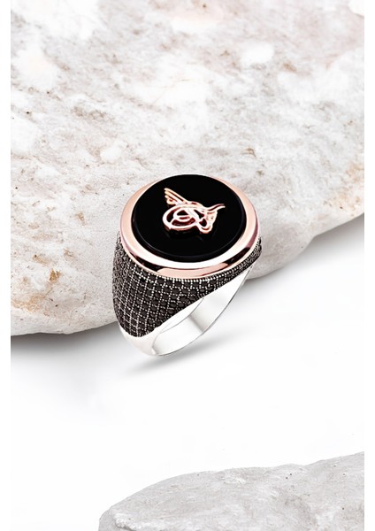 Gümüş Onix Taşlı Üzeri Tuğralı Erkek Yüzük