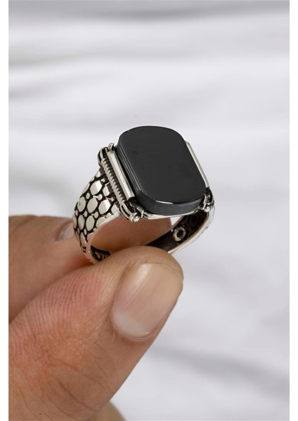 Oniks Taşlı Petek Model Gümüş Erkek Yüzük