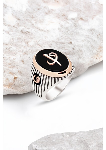 Gümüş Siyah Onix Taşlı Elif Vav İşlemeli Erkek Yüzük
