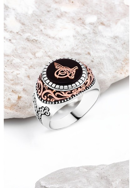 Onix Taş Üzeri Tuğralı Gümüş Erkek Yüzük