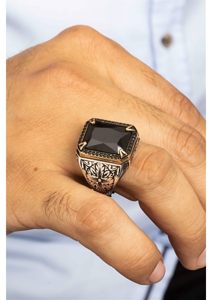 Dikdörtgen Siyah Oniks Taşlı Kalem İşlemeli Gümüş Erkek Yüzük fiyatları