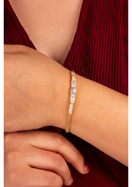 925 Ayar Gümüş Baget Taşlı Altın Kaplama Ortası Düz Triple Bayan Bileklik fiyatları